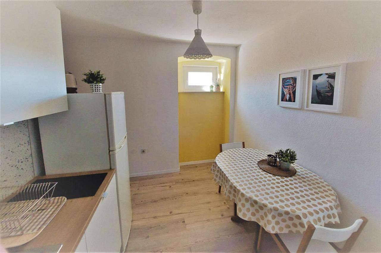 Casa Di Castello Appartement Mali Lošinj Buitenkant foto